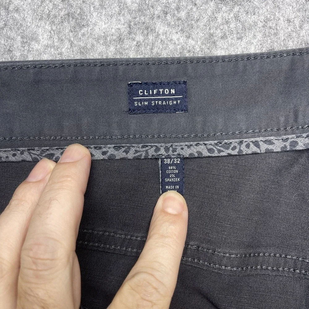 7Diamonds Clifton Slim Straight Jeans Mens 38x32 Durable Stone Grey Chino Pant